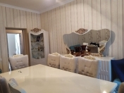 Satılır 2 otaqlı 56 m2 köhnə tikili Bakıxanov