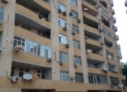 Satılır 3 otaqlı 140 m2 yeni tikili 28 May m.