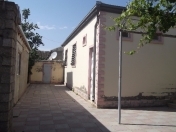 Satılır 3 otaqlı 180 m2 həyət evi Binə