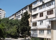 Satılır 1 otaqlı 30 m2 köhnə tikili Gənclik m.