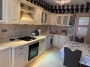 Satılır 3 otaqlı 180 m2 yeni tikili Nəriman Nərimanov m.