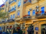Satılır 2 otaqlı 70 m2 obyekt Sahil m.
