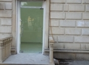 İcarəyə verilir 1 otaqlı 15 m2 obyekt Qara Qarayev m.