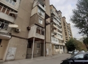 Satılır 4 otaqlı 125 m2 köhnə tikili 8 mkr