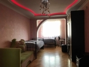 Satılır 3 otaqlı 55 m2 köhnə tikili Həzi Aslanov