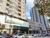 Satılır 3 otaqlı 170 m2 yeni tikili 28 May m.