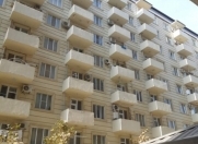 Satılır 3 otaqlı 77 m2 yeni tikili Yasamal parkı