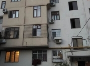 Satılır 3 otaqlı 50 m2 köhnə tikili 4 mkr