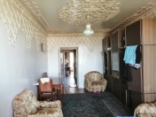 Satılır 2 otaqlı 47 m2 köhnə tikili Bakıxanov