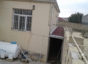 Satılır 3 otaqlı 100 m2 həyət evi Saray