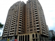 Satılır 4 otaqlı 174 m2 yeni tikili 28 May m.