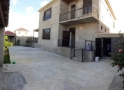 Satılır 5 otaqlı 234 m2 həyət evi Y.Ramana