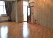 Satılır 3 otaqlı 90 m2 köhnə tikili Nəsimi r.