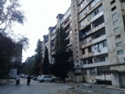 Satılır 3 otaqlı 67 m2 köhnə tikili Ayna Sultanova heykəli