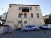 İcarəyə verilir 1 otaqlı 20 m2 köhnə tikili 28 May m.