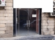 İcarəyə verilir 2 otaqlı 43 m2 obyekt Araz kinoteatrı