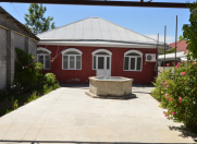 İcarəyə verilir 4 otaqlı 150 m2 həyət evi Şəki