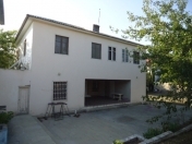 Satılır 5 otaqlı 230 m2 bağ evi Novxanı