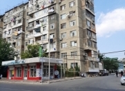 Satılır 2 otaqlı 58 m2 köhnə tikili 7 mkr