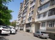Satılır 4 otaqlı 100 m2 köhnə tikili İnşaatçılar m.