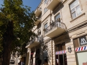 Satılır 4 otaqlı 65 m2 köhnə tikili 28 May m.