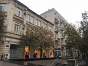 Satılır 2 otaqlı 60 m2 köhnə tikili Sahil m.