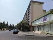 Satılır 3 otaqlı 70 m2 köhnə tikili Gənclik m.