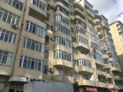 Satılır 5 otaqlı 400 m2 yeni tikili İzmir parkı