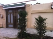 Satılır 3 otaqlı 74 m2 həyət evi Binə