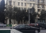 Satılır 2 otaqlı 65 m2 köhnə tikili Sahil m.