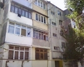 Satılır 2 otaqlı 60 m2 köhnə tikili Qara Qarayev m.