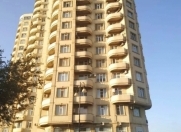 Satılır 3 otaqlı 120 m2 ofis Elmlər Akademiyası m.