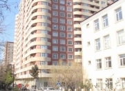 Satılır 3 otaqlı 140 m2 yeni tikili 3 mkr