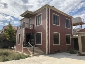 Satılır 4 otaqlı 180 m2 villa Savalan
