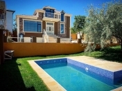 Satılır 5 otaqlı 200 m2 həyət evi Novxanı