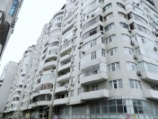 İcarəyə verilir 3 otaqlı 100 m2 yeni tikili Gənclik m.