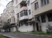 Satılır 2 otaqlı 56 m2 köhnə tikili Memar Əcəmi m.