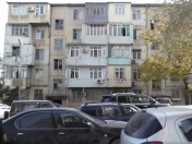 Satılır 3 otaqlı 80 m2 köhnə tikili 9 mkr