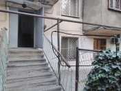 Satılır 2 otaqlı 30 m2 köhnə tikili Qələbə dairəsi