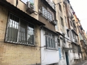 Satılır 3 otaqlı 80 m2 köhnə tikili 4 mkr