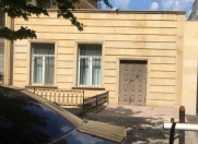 Satılır 7 otaqlı 150 m2 ofis 28 May m.