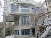 İcarəyə verilir 7 otaqlı 800 m2 obyekt Elmlər Akademiyası m.