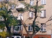 İcarəyə verilir 3 otaqlı 160 m2 köhnə tikili Gənclik m.