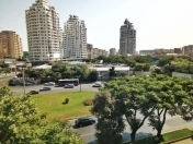 Satılır 4 otaqlı 93 m2 köhnə tikili Nizami m.