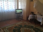 Satılır 4 otaqlı 90 m2 köhnə tikili Şəki