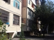 Satılır 3 otaqlı 85 m2 köhnə tikili 8 mkr