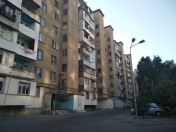 Satılır 1 otaqlı 46 m2 köhnə tikili Yeni Yasamal