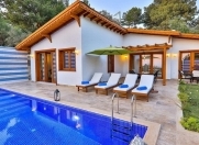 İcarəyə verilir 5 otaqlı 180 m2 həyət evi Qəbələ