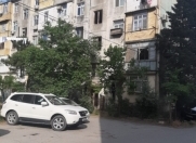 Satılır 2 otaqlı 50 m2 köhnə tikili 1 mkr