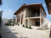 Satılır 5 otaqlı 300 m2 bağ evi Şüvəlan